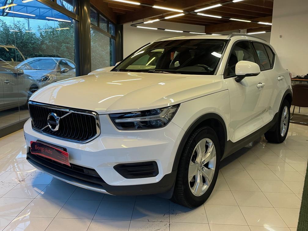 XC40 D3 Geartronic Momentum